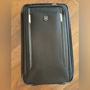 Victorinox Carryon Luggage - Never Used